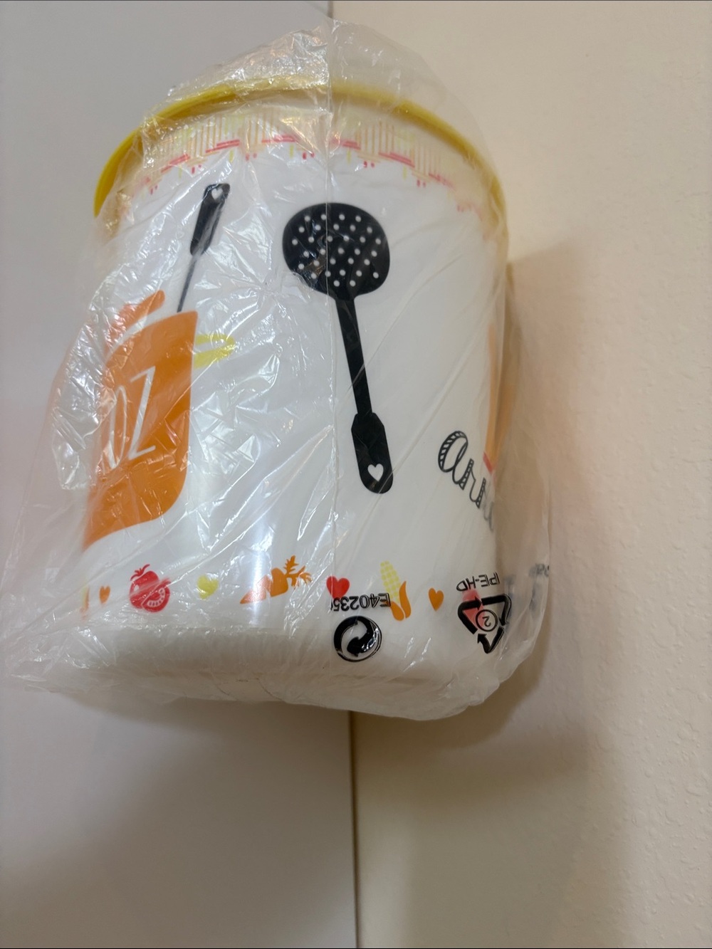 New Tupperware One Touch Canister with
 Arroz design for rice. - Picture 9 of 11